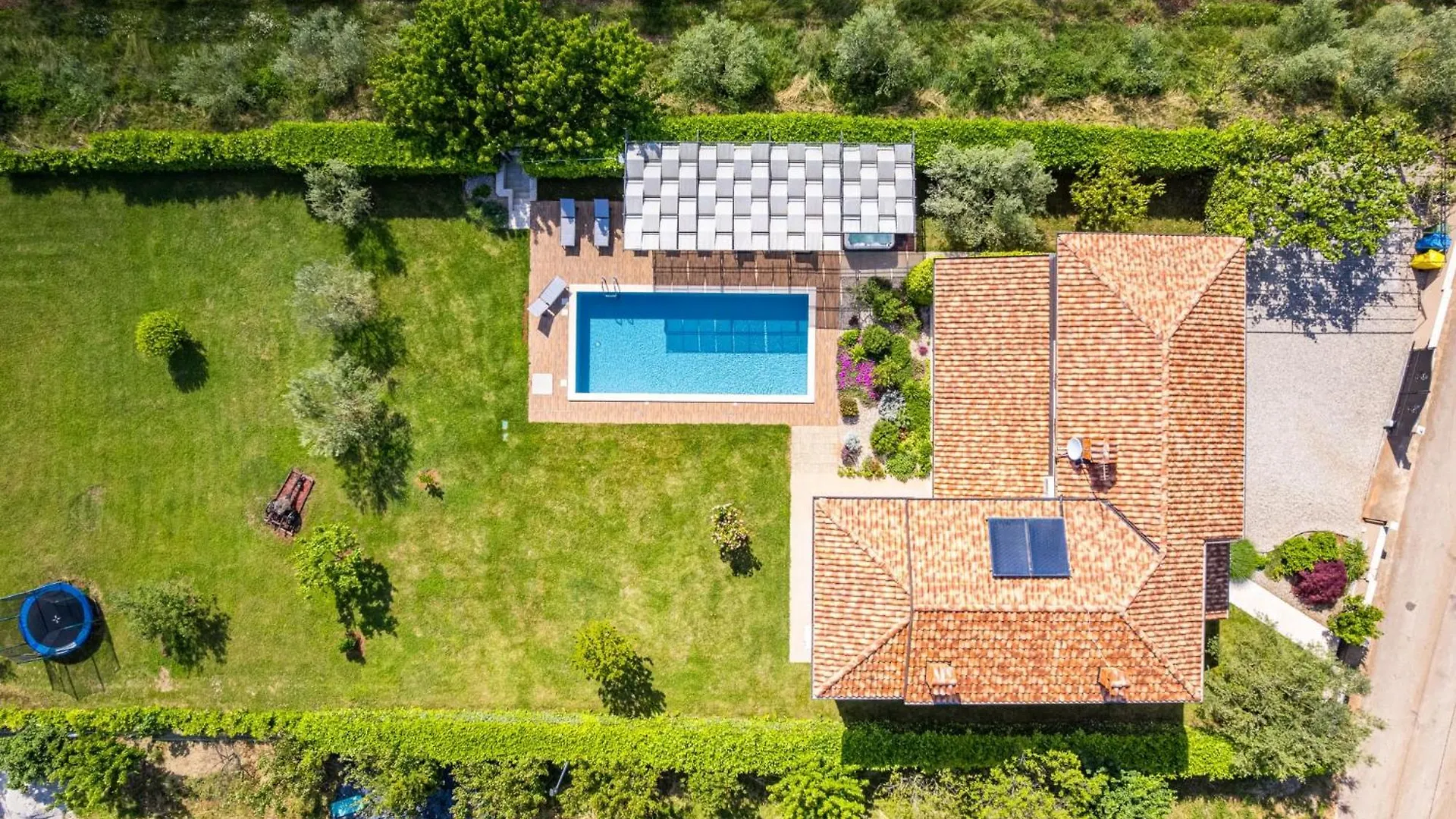Villa Roza Basici